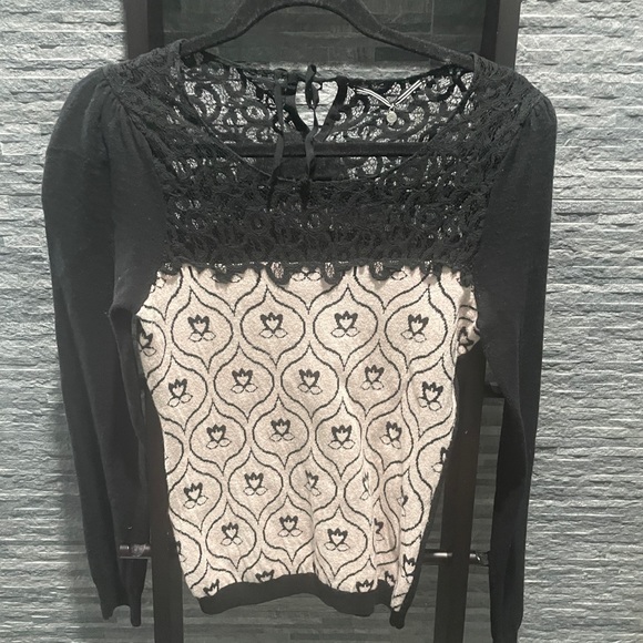 Anthropologie Knitted & Knotted Brand Sweater - Picture 2 of 13